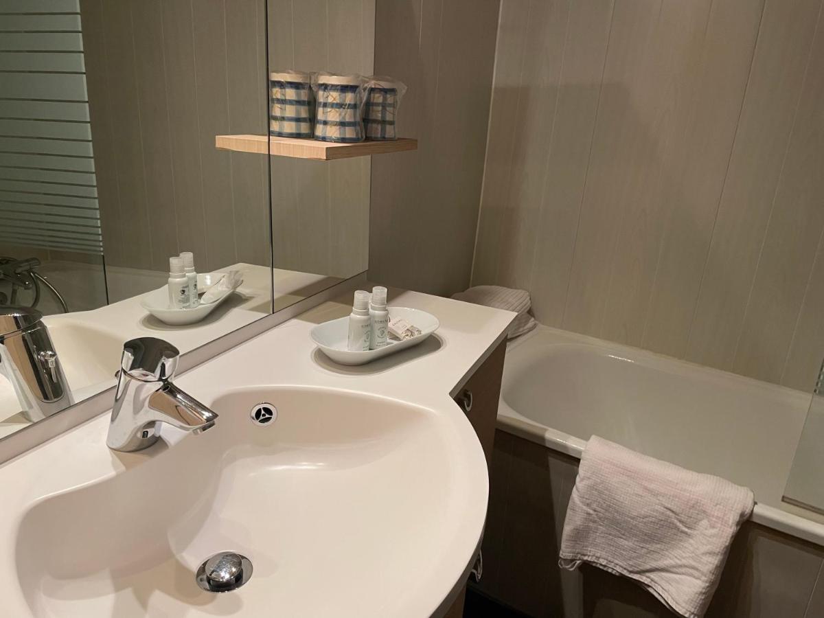 Apartamento T2 30M2 Plein Centre, Lit Fait, Linge Fourni, Wifi Cauterets Exterior foto